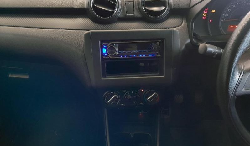 
								Suzuki Swift 1.2I Ga full									