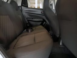 
										Suzuki Swift 1.2I Ga full									
