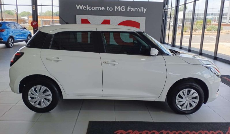 
								SUZUKI SWIFT/ DZIRE SWIFT 1.2 GL full									