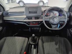 
										SUZUKI SWIFT/ DZIRE SWIFT 1.2 GL full									