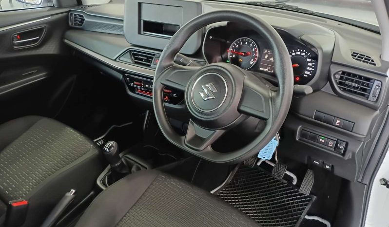 
								SUZUKI SWIFT/ DZIRE SWIFT 1.2 GL full									