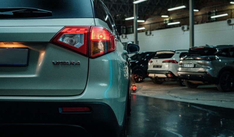 
								Suzuki Vitara 1.6 Gl+ full									