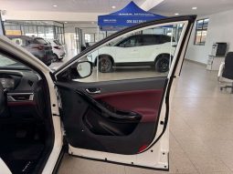 
										Tata Curvv 1.2T Accomplished S Dca full									