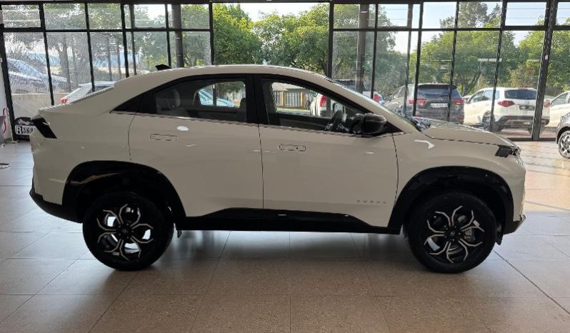 
								Tata Curvv 1.2T Creative Dca full									