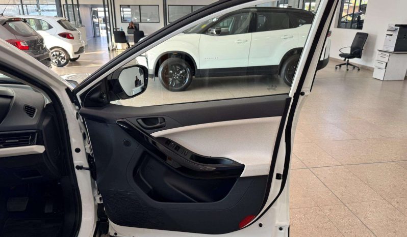 
								Tata Curvv 1.2T Creative Dca full									