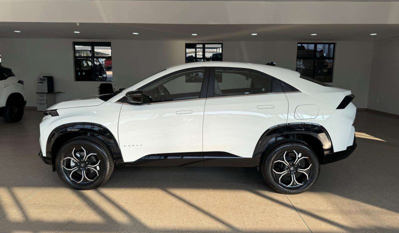 
								Tata Curvv 1.2T Creative Dca full									