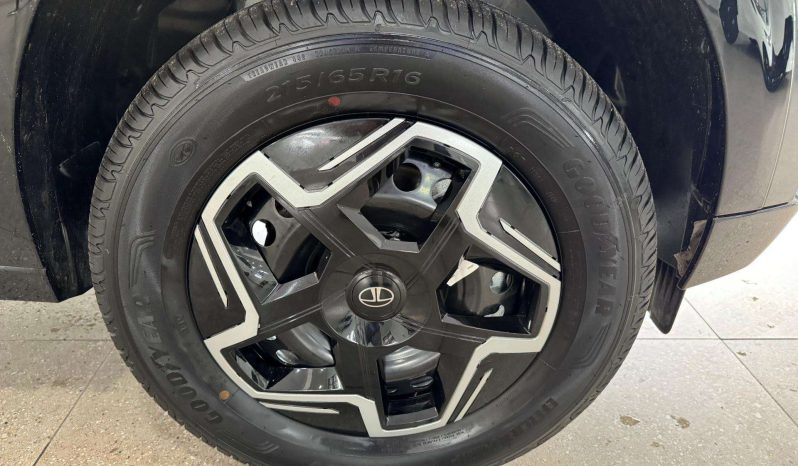 
								Tata Curvv 1.2T Pure Plus full									
