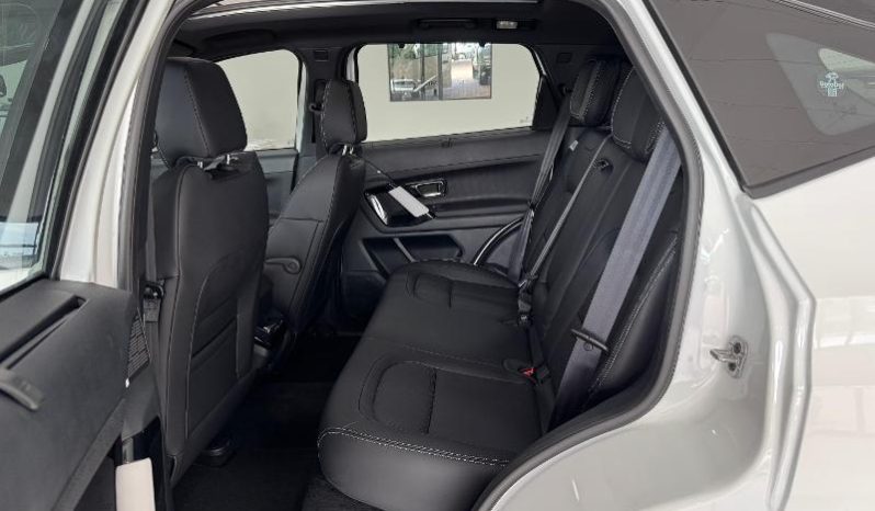 
								Tata Harrier 2.0TD Fearless Plus At full									