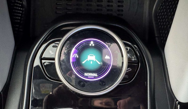 
								Tata Harrier 2.0TD Pure Plus At full									