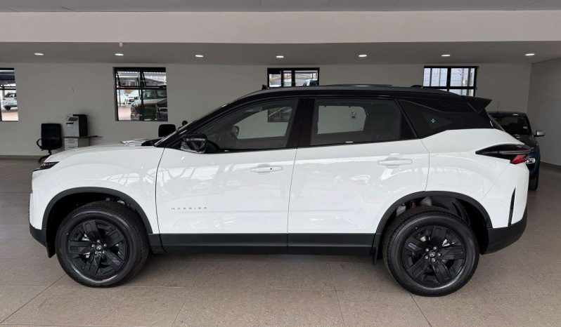 
								Tata Harrier 2.0TD Pure Plus At full									