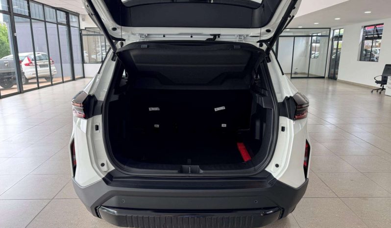 
								Tata Harrier 2.0TD Pure Plus At full									
