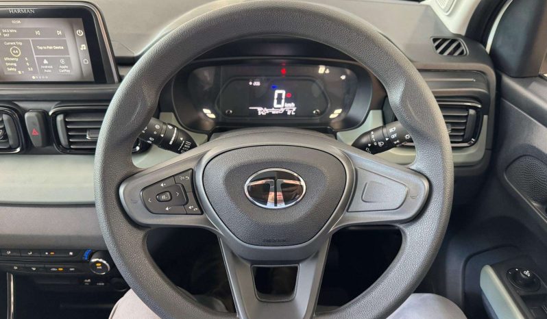
								Tata Punch 1.2 Accomplished Plus Amt full									