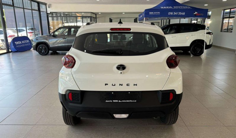 
								Tata Punch 1.2 Accomplished Plus Amt full									