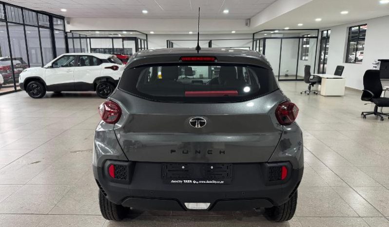 
								Tata Punch 1.2 Adventure full									