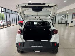 
										Tata Punch 1.2 Adventure full									