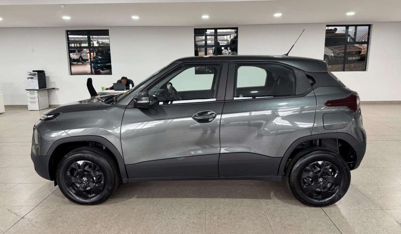 
								Tata Punch 1.2 Adventure Plus S full									