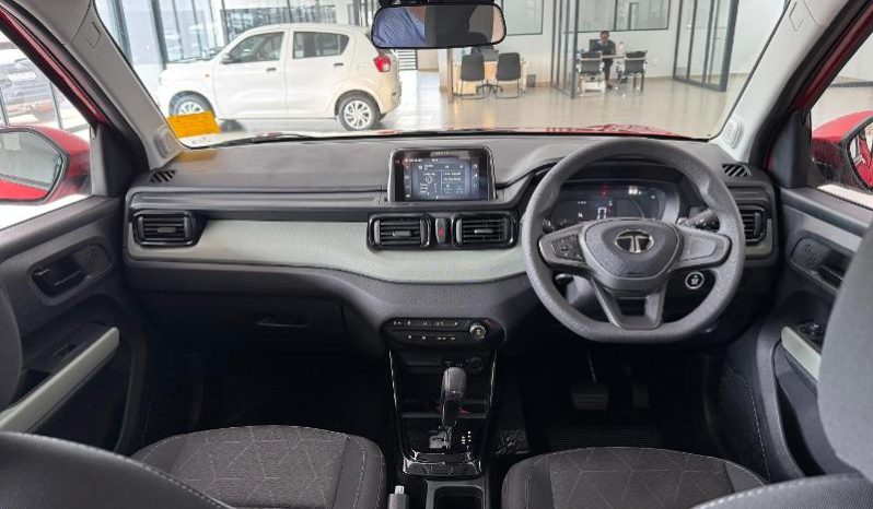 
								Tata Punch 1.2 Adventure Plus S Amt full									