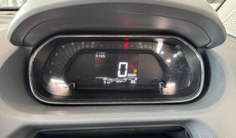 
								Tata Tiago 1.2 Xm full									