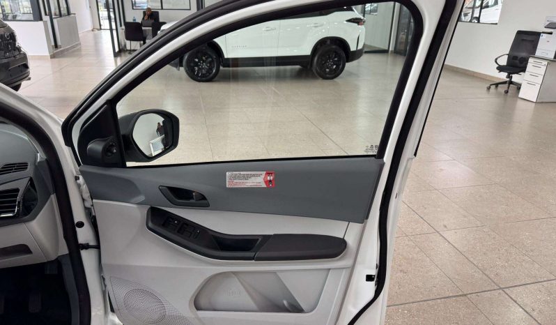 
								Tata Tiago 1.2 Xm full									