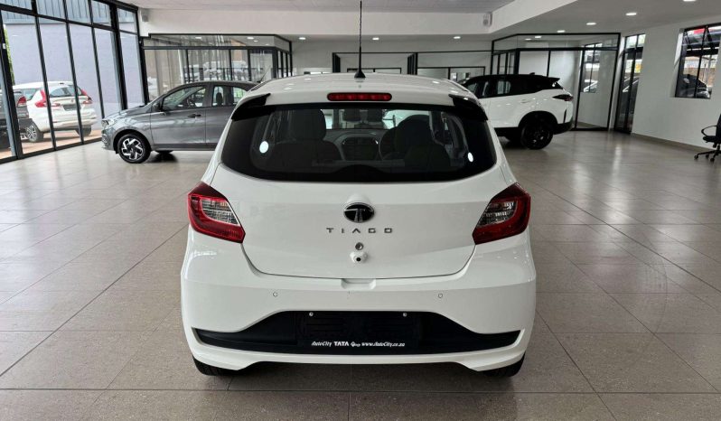 
								Tata Tiago 1.2 Xm full									
