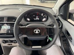 
										Tata Tiago 1.2 Xm full									