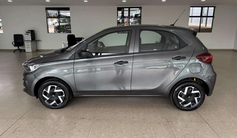 
								Tata Tiago 1.2 Xm full									