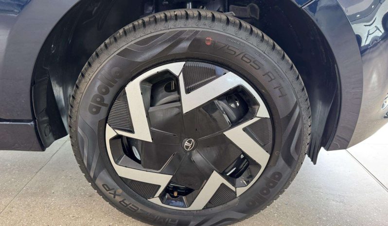 
								Tata Tiago 1.2 Xm full									