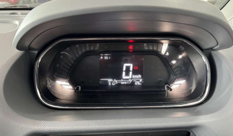 
								Tata Tiago 1.2 Xt full									