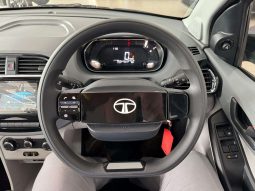 
										Tata Tiago 1.2 Xt full									