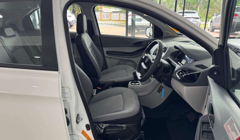
								Tata Tiago 1.2 Xt Amt full									