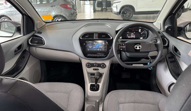 
								Tata Tiago 1.2 Xt Amt full									