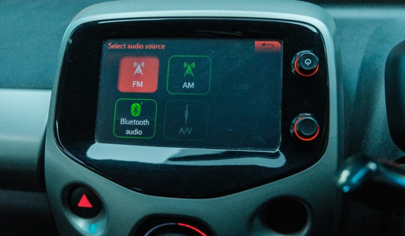 
								Toyota Aygo 1.0 X-Cite full									
