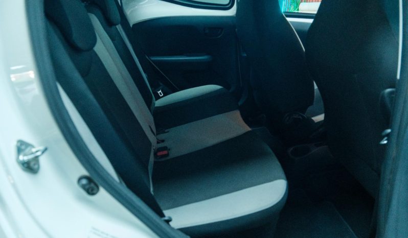
								Toyota Aygo 1.0 X-Cite full									