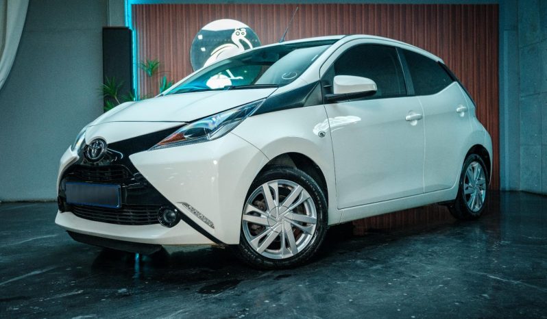 
								Toyota Aygo 1.0 X-Cite full									
