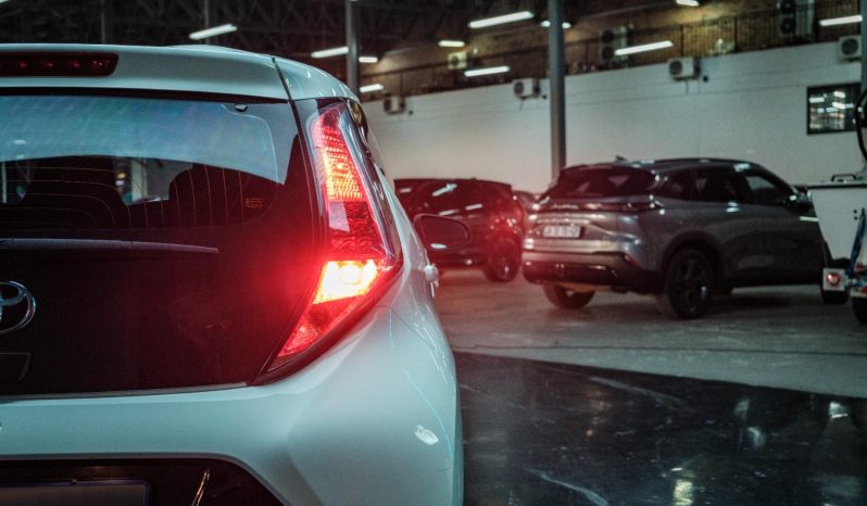 
								Toyota Aygo 1.0 X-Cite full									