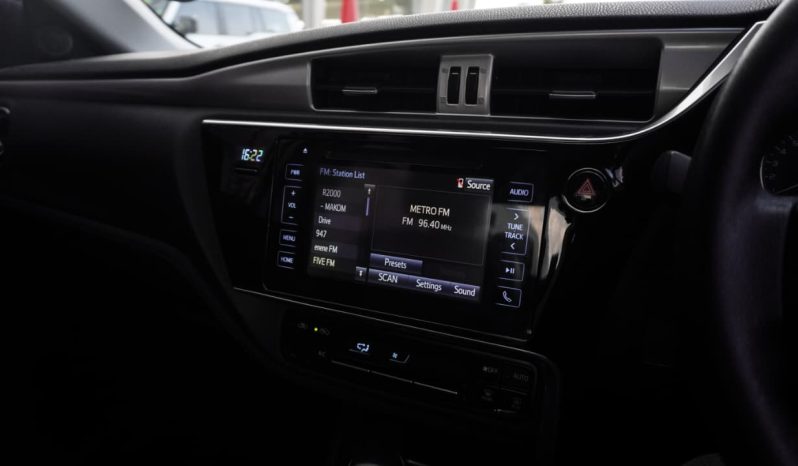 
								Toyota Corolla Quest 1.8 Exclusive auto full									