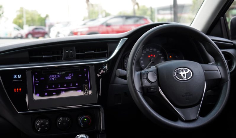 
								Toyota Corolla Quest 1.8 Plus full									