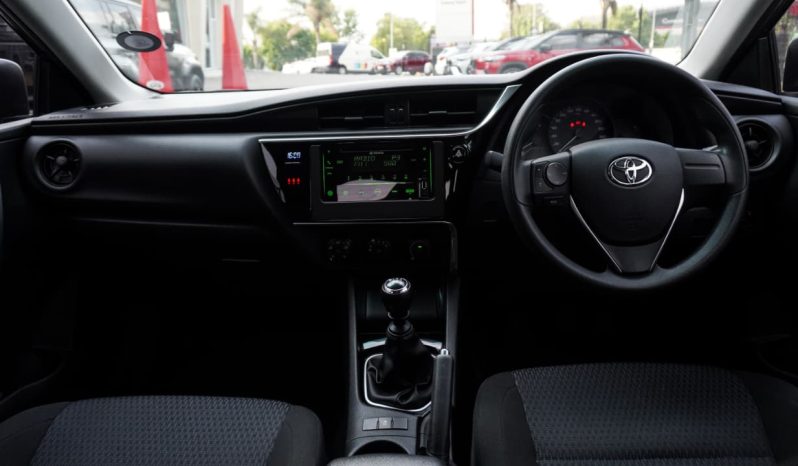 
								Toyota Corolla Quest 1.8 Plus full									
