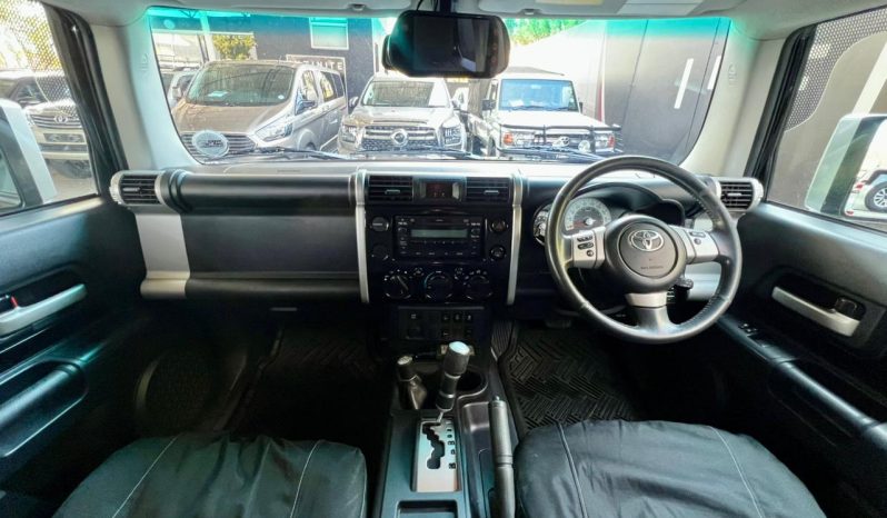 
								Toyota Fj Cruiser 4.0 V6 4X4 Sport Cruiser At full									