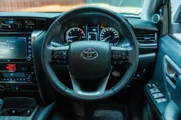 
										Toyota Fortuner 2.8 Gd-6 Raised Body Vx At full									