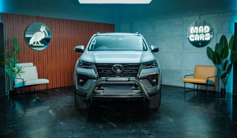 
								Toyota Fortuner 2.8 Gd-6 Raised Body Vx At full									