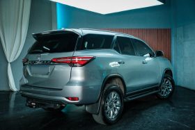Toyota Fortuner 2.8 Gd-6 Raised Body Vx At