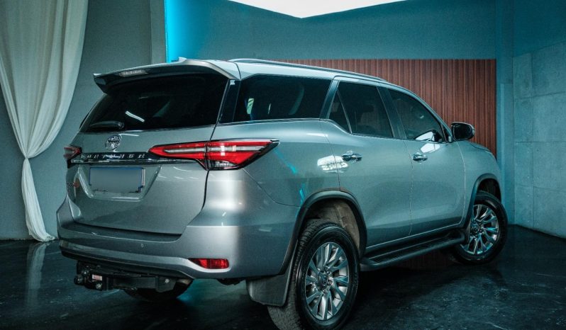 
								Toyota Fortuner 2.8 Gd-6 Raised Body Vx At full									