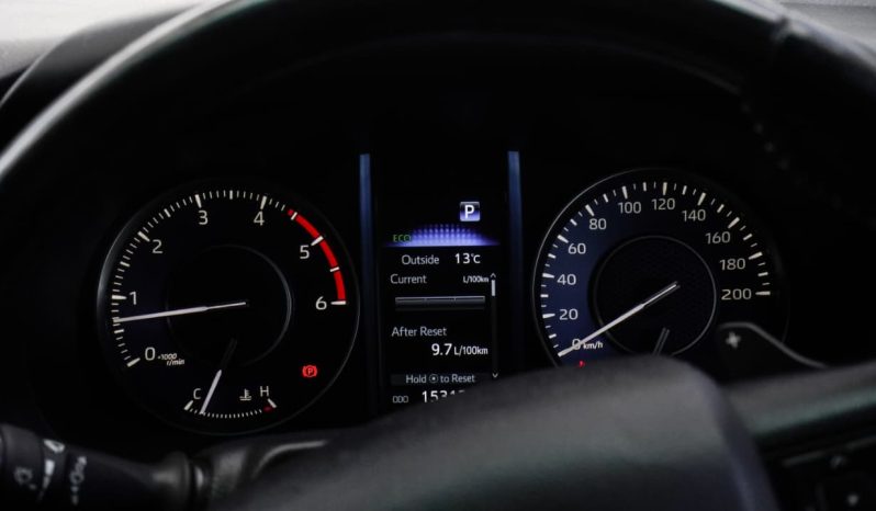 
								Toyota Fortuner 2.8GD-6 4×4 full									