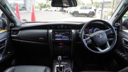 
										Toyota Fortuner 2.8GD-6 4×4 full									