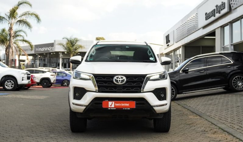 
								Toyota Fortuner 2.8GD-6 4×4 full									