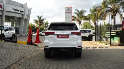 
										Toyota Fortuner 2.8GD-6 4×4 full									