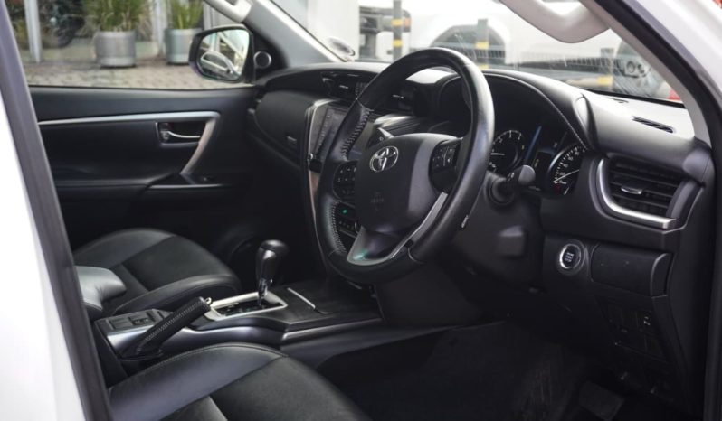 
								Toyota Fortuner 2.8GD-6 4×4 full									