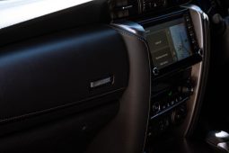 
										Toyota Fortuner 2.8GD-6 4×4 VX full									