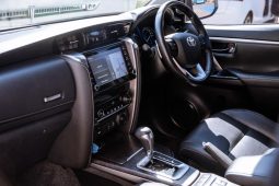 
										Toyota Fortuner 2.8GD-6 4×4 VX full									